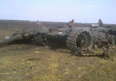 Армения уничтожила три азербайджанских танка на границе
