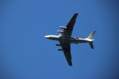Экипажи самолетов Ил-76 перебросили военную технику из Тверской области на аэродромы юга страны