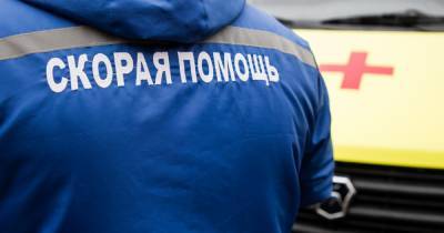 В Калининграде легковушка на тротуаре сбила 33-летнюю женщину