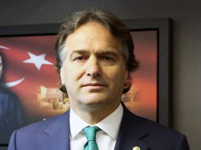 Член президентского совета Турции допустил, что Анкара признает Крым российским