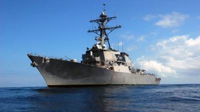 Эсминец ВМС США направился в Черное море на учения с Украиной