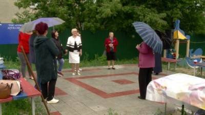 Жители Большой Бугровки повеселились на празднике двора