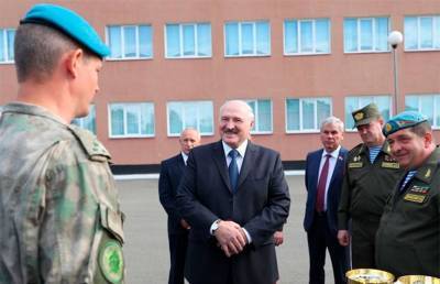 «Организовали банду, бросив на Дом правительства!» Лукашенко провел параллели с попытками раскачать ситуацию в 2010 году и сейчас