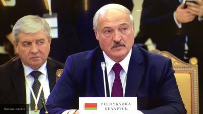Лукашенко заявил, что его оппоненты намерены свергнуть власти Белоруссии силой