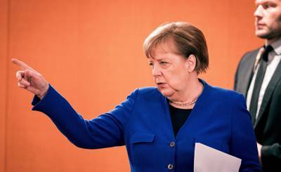 Bloomberg (США): Меркель считает санкции США в отношении газопровода неправомерными