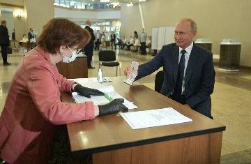 Надо ли сильно переживать россиянам, которые голосовали «против» поправок в Конституцию