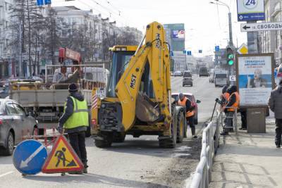 Сразу на пяти дорогах Челябинска ограничат движение из-за ремонта