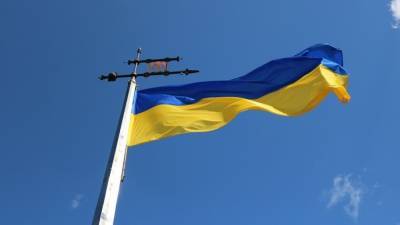 Постпред Крыма назвал никчемными угрозы Украины о введении новых санкций