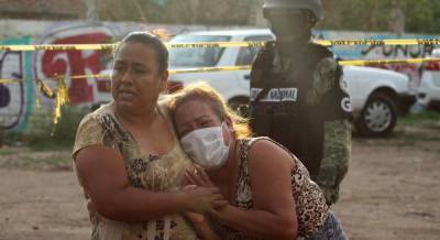 В Мексике боевики напали на реабилитационный центр: 24 человека убиты (фоторепортаж)