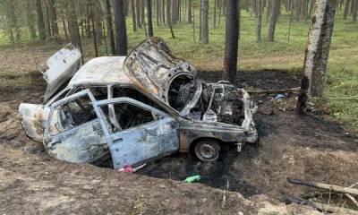 Автомобиль загорелся на трассе в Карелии