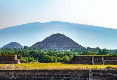 Археологи обнаружили пещеру под пирамидой в Мексике