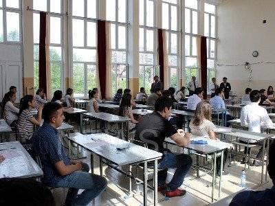 В Армении стартовали единые вступительные экзамены в вузы