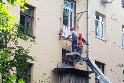Обвалившийся в Воронеже балкон «сталинки» заинтересовал прокуратуру