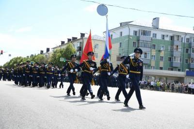 Праздничное военное шествие, посвященное 75-летней годовщине Великой Победы, прошло в Липецке