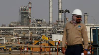 Саудиты снова грозятся обрушить рынок нефти