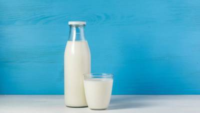Сырое молоко может распространять устойчивость к антибиотикам