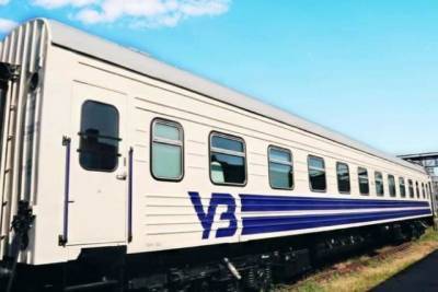 Поехать на курорт станет проще: украинцам открыли продажу билетов еще на шесть поездов в курортные города