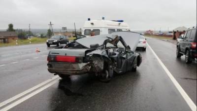 В Удмуртии в ДТП с грузовиком погибла пассажирка ВАЗа