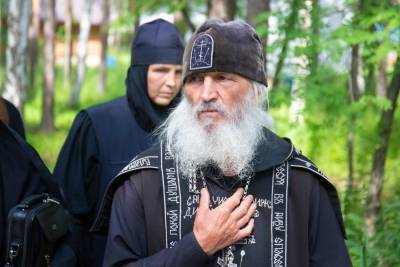 В Екатеринбургской епархии заявили, что отец Сергий стал священником в нарушение канона