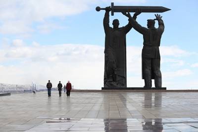 Челябинску и Магнитогорску присвоят звание «Город трудовой доблести»