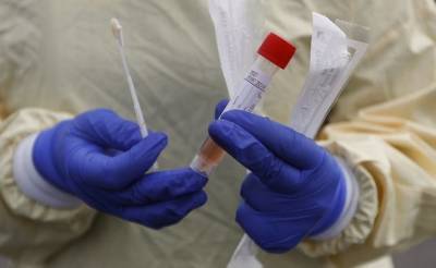 «К 1 июля коронавирус в Питере должен был самоликвидироваться» — врач о квоте на Covid-тесты в петербургской клинике