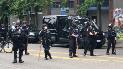 Полиция США зачистила «автономную зону» протестующих в Сиэтле