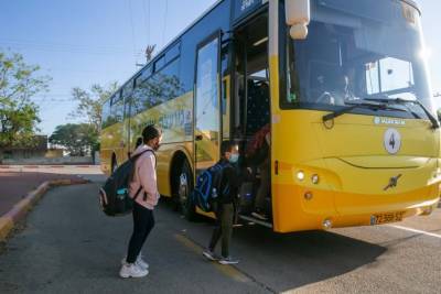 Школьники в США уговорили водителя автобуса выучиться на преподавателя - Cursorinfo: главные новости Израиля