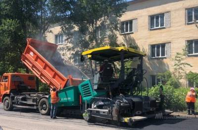 Дорожники вышли на новую борьбу с ямами в Липецке