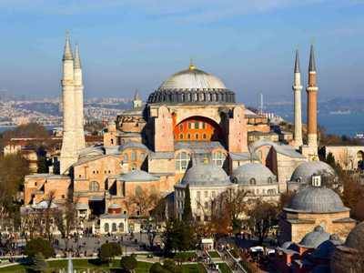 Греция призвала Турцию сохранить собору Святой Софии статус музея