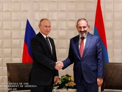 Премьер-министр Армении направил поздравительное послание Владимиру Путину