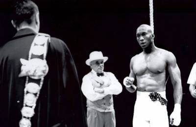HBO снимет сериал о первом темнокожем чемпионе мира по боксу. Продюсер – Том Хэнкс