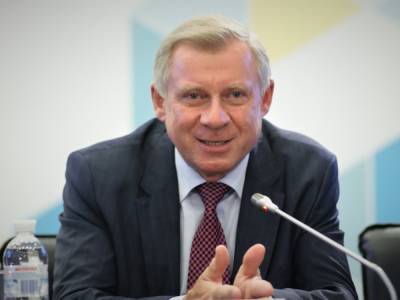 У Смолия отсутствуют заслуги перед экономикой Украины – эксперт