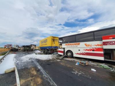 В Польше автобус с украинцами попал в ДТП, пострадали 16 человек