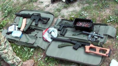 ФСБ изъяла в подпольных мастерских десятки единиц оружия