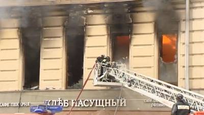 Высшая степень сложности - пожар в центре Москвы тушили более 100 спасателей