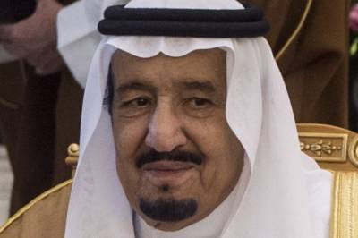 Короля Саудовской Аравии госпитализировали для обследования