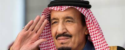 Короля Саудовской Аравии госпитализировали с воспалением