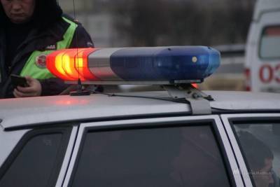 "Форд Фокус" влетел в стоявший "Фольксваген", тот сбил 85-летнюю женщину