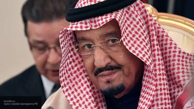 Короля Саудовской Аравии госпитализировали в больницу с воспалением желчного пузыря