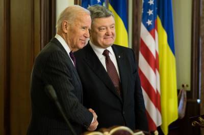Демократическая партия США срочно готовит в Украине военный переворот