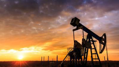 Цены на нефть упали из-за плохих прогнозов по COVID-19