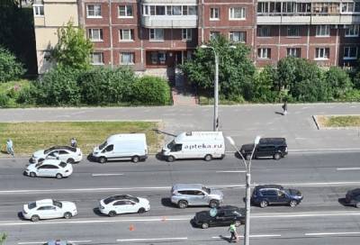 Задержан водитель Mercedes, насмерть сбивший велосипедиста в Петербурге