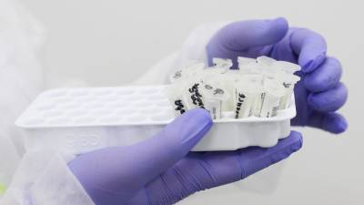Число проведённых тестов на коронавирус в Прикамье превысило 300 тысяч