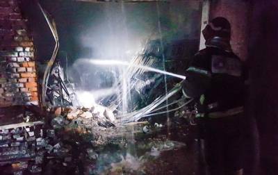 В гаражном кооперативе Киева произошел мощный взрыв и пожар