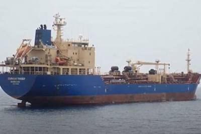 Посольство уточнило число россиян на захваченном в Гвинейском заливе танкере - vm.ru - Россия - Нигерия - Nigeria - Бенин