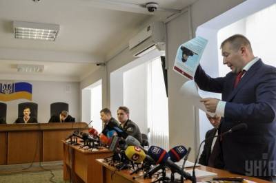 Госизмена Януковича: Адвокаты требуют закрыть уголовное производство против экс-президента