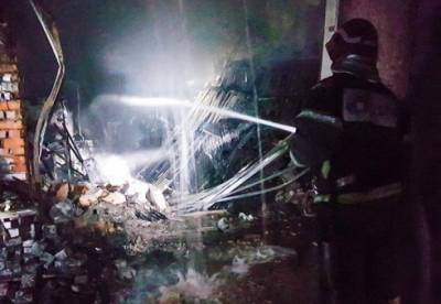 В Киеве произошел мощный взрыв и пожар в гаражном кооперативе