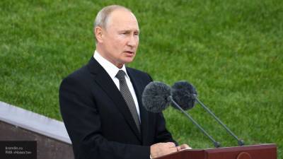 Путин: Россия справляется с коронавирусом с минимальными потерями