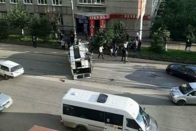 СМИ сообщают о 15 пострадавших в ДТП с маршруткой в Чите, подтверждено пока 11