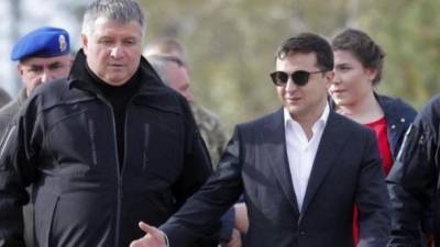Убийство Шеремета: адвокаты подозреваемых хотят допросить на суде Зеленского и Авакова